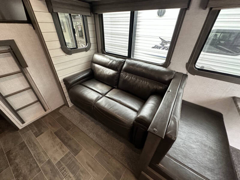 2020 FOR RENT!!  Sunset 272BH