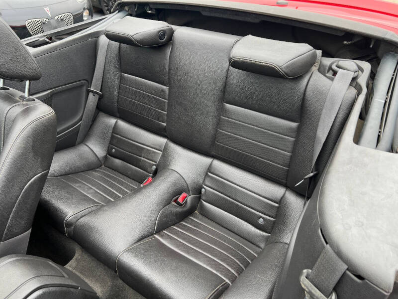 2011 Ford Mustang V6 Premium