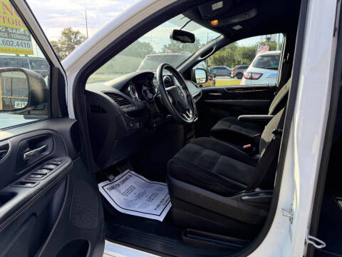 2017 Dodge Grand Caravan SE Plus