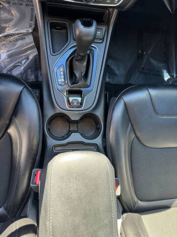 2020 Jeep Cherokee Altitude