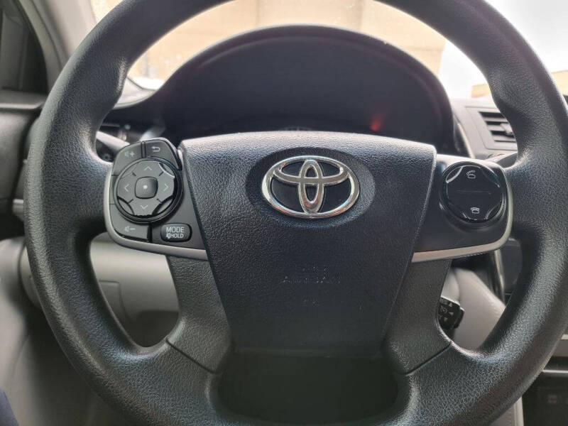 2013 Toyota Camry LE