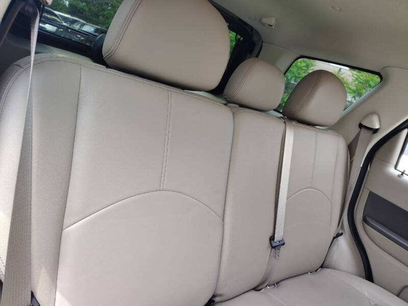 2010 Mercury Mariner Premier I4