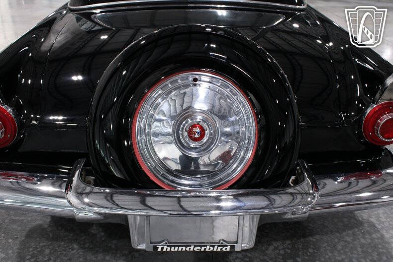 1956 Ford Thunderbird