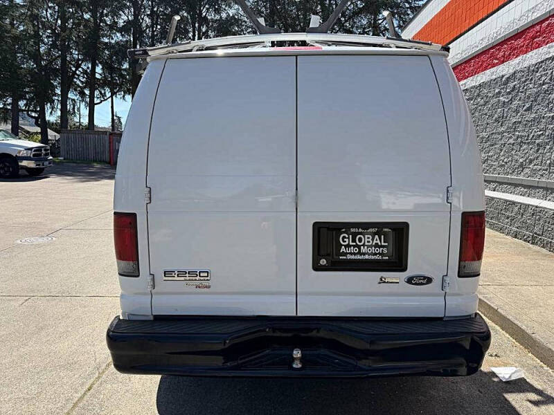 2013 Ford E-Series E-250