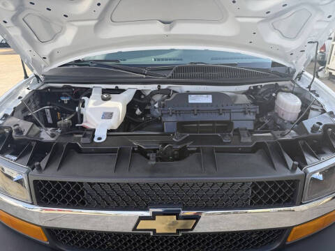 2023 Chevrolet Express 2500