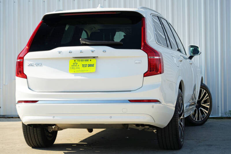 2024 Volvo XC90 Recharge T8 Core Bright Theme