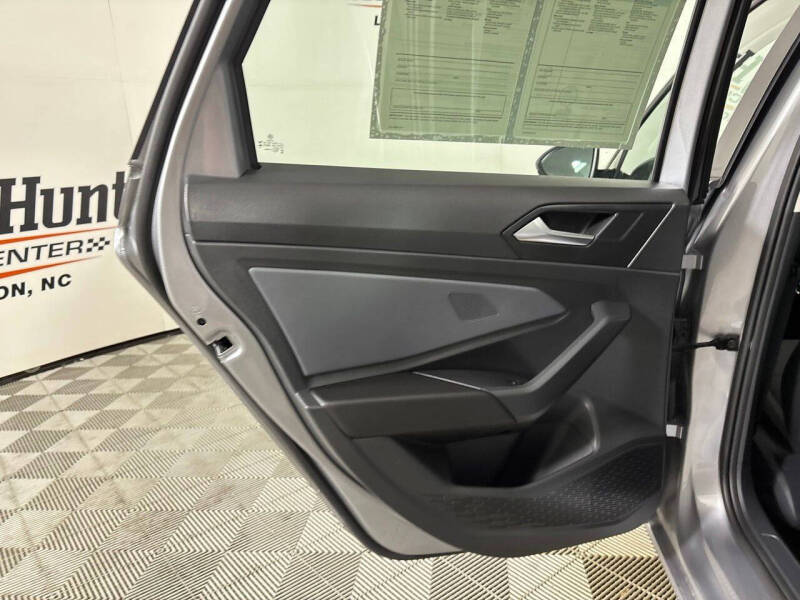 2025 Volkswagen Jetta SE