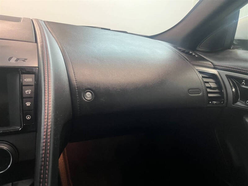 2017 Jaguar F-TYPE R