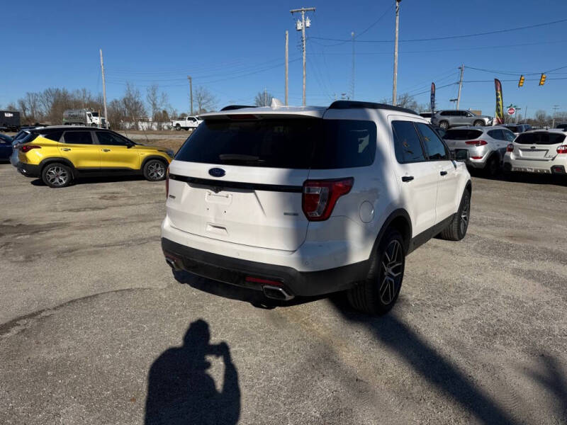 2016 Ford Explorer Sport