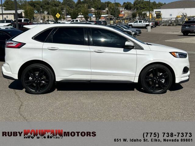 2022 Ford Edge ST