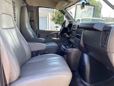 2020 Chevrolet Express 3500