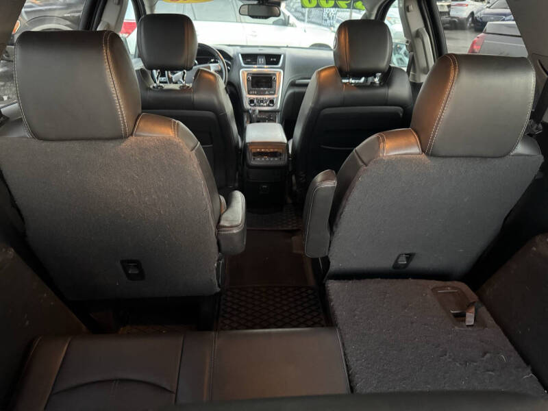 2016 GMC Acadia SLT-1