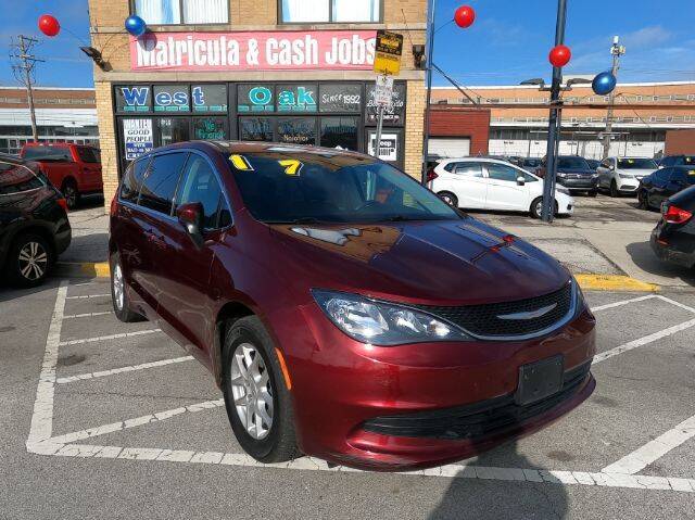2017 Chrysler Pacifica for sale at West Oak in Chicago IL