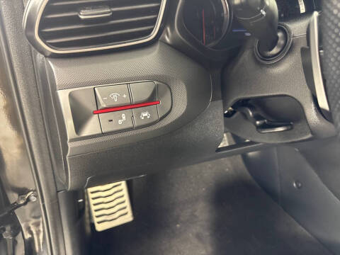 2019 Hyundai Veloster