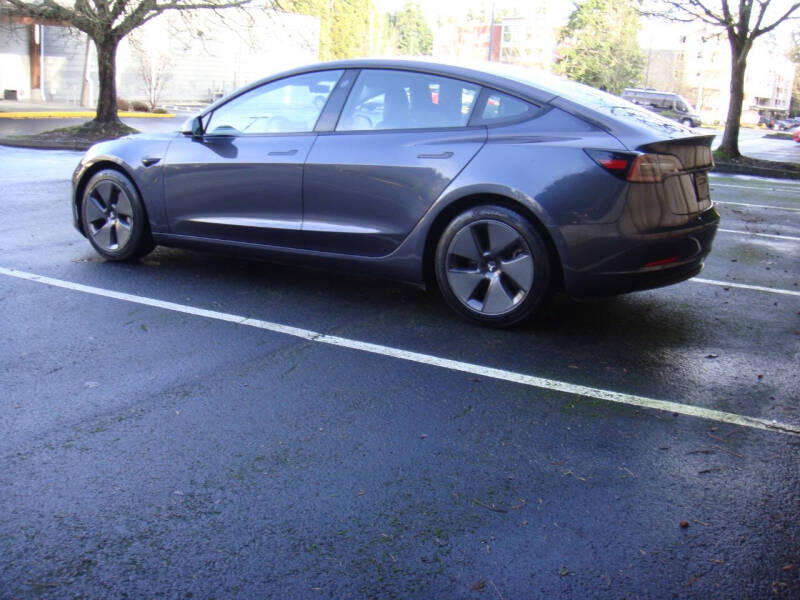 2021 Tesla Model 3 Standard Range Plus