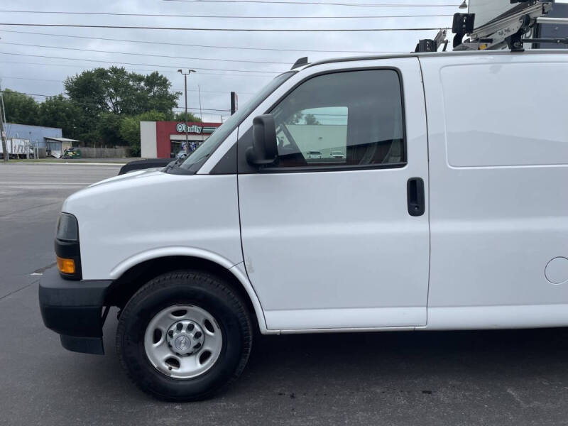 2019 Chevrolet Express 2500