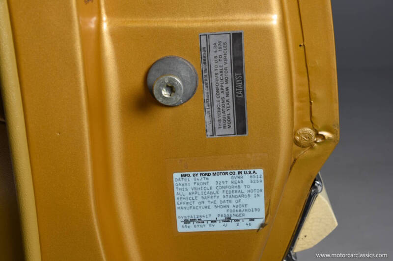 1976 Ford Thunderbird