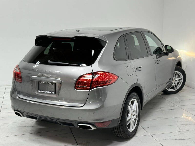 2012 Porsche Cayenne S