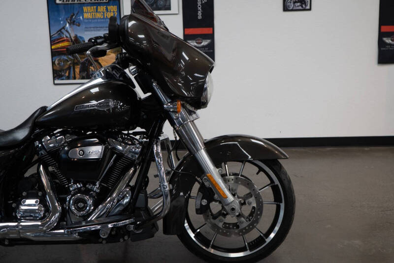 2021 Harley-Davidson Street Glide