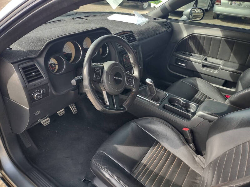 2014 Dodge Challenger R/T Shaker Package