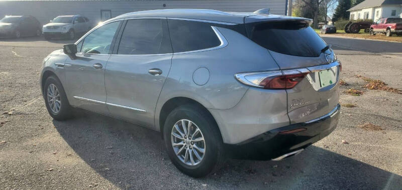 2023 Buick Enclave Essence