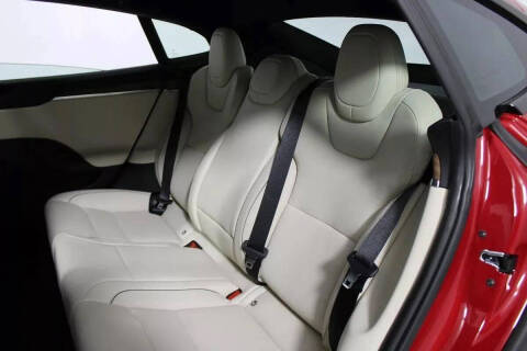 2021 Tesla Model S Plaid