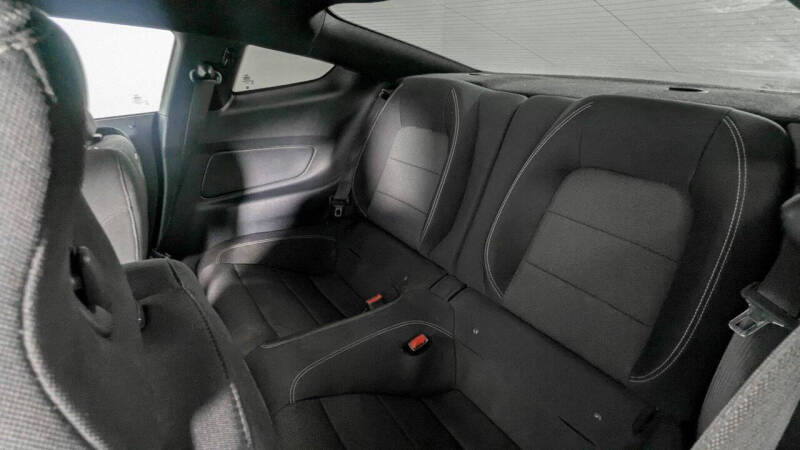 2015 Ford Mustang V6