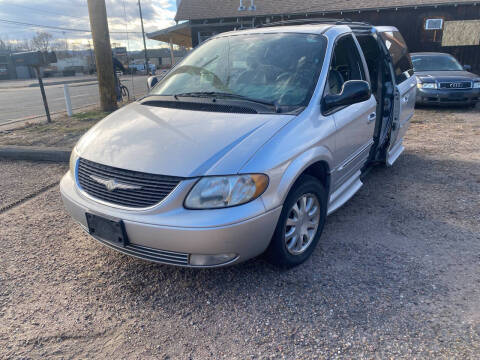 2003 Chrysler Town and Country LXi