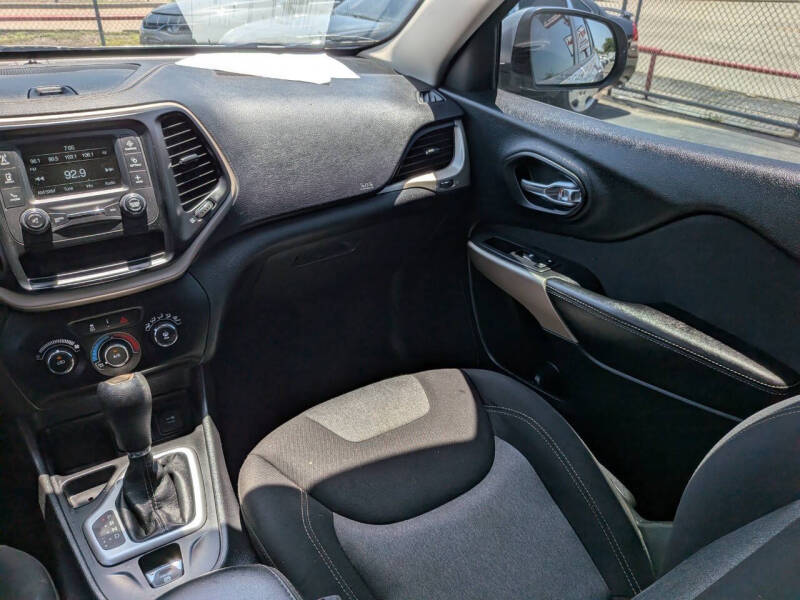 2018 Jeep Cherokee Latitude