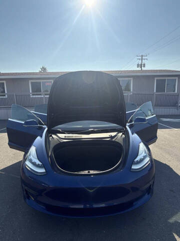 2019 Tesla Model 3 Mid Range