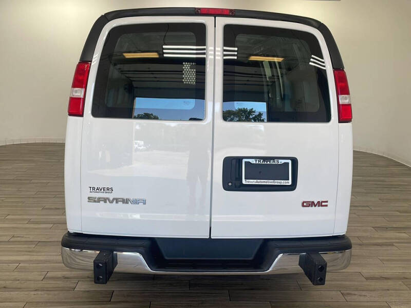 2024 GMC Savana 2500