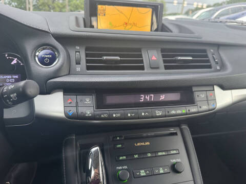 2011 Lexus CT 200h Premium