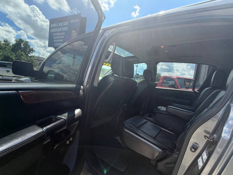 2013 Nissan Armada Platinum