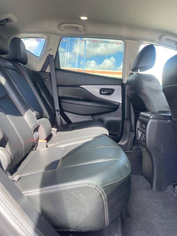 2022 Nissan Murano SV