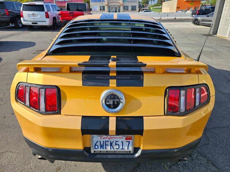 2012 Ford Mustang GT Premium