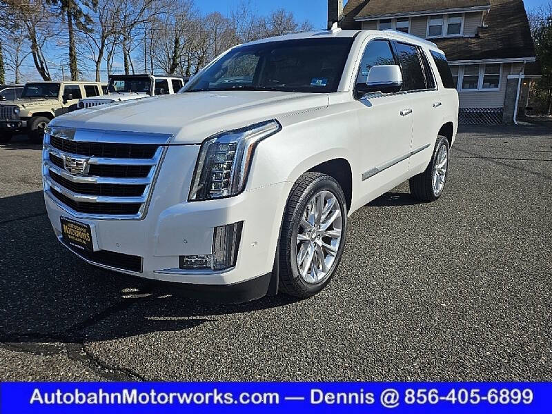 2018 Cadillac Escalade Luxury