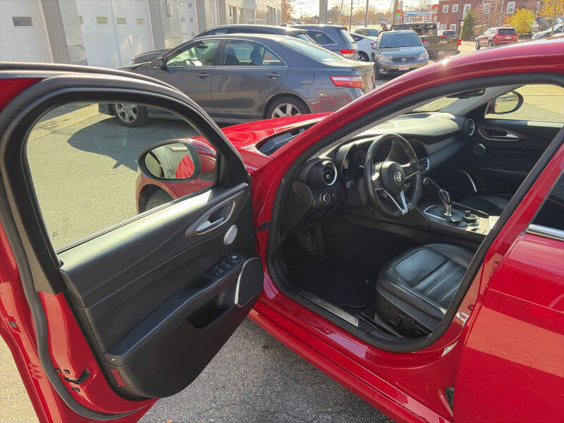 2017 Alfa Romeo Giulia Ti