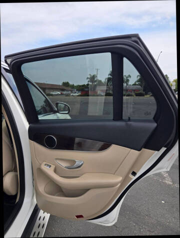 2016 Mercedes-Benz GLC GLC 300