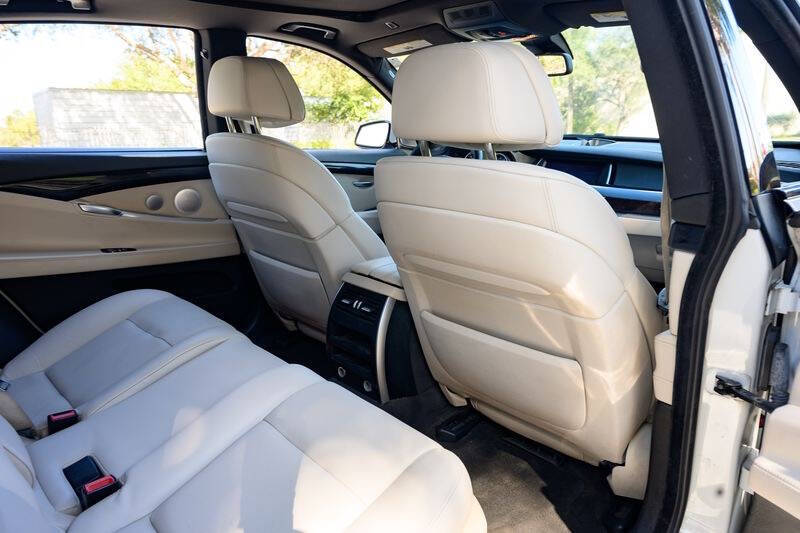 2013 BMW 5 Series 535i Gran Turismo