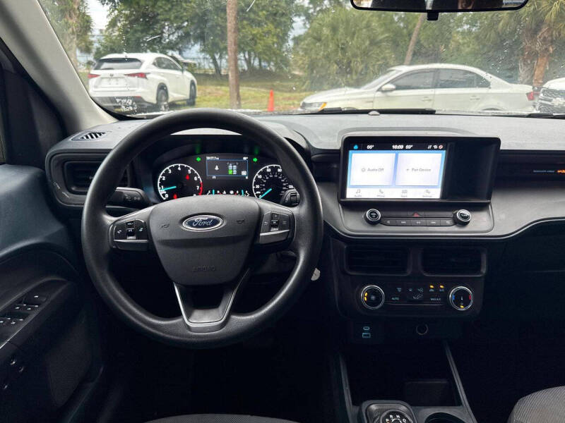 2022 Ford Maverick XL