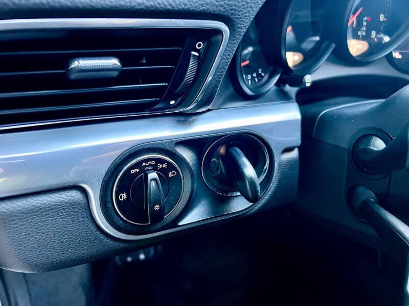 2013 Porsche 911 Carrera