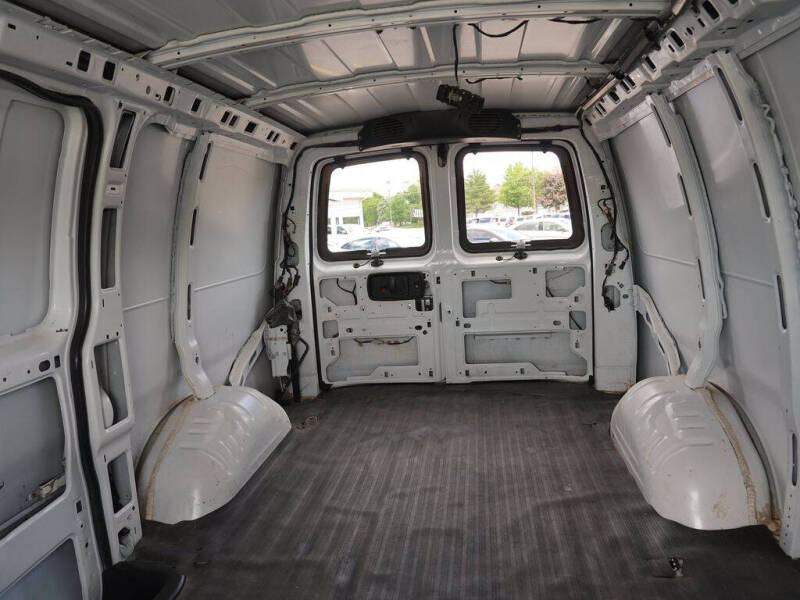 2017 Chevrolet Express 2500