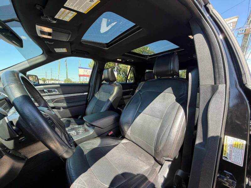 2018 Ford Explorer Sport