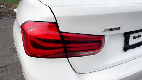 2018 BMW 3 Series 330i xDrive