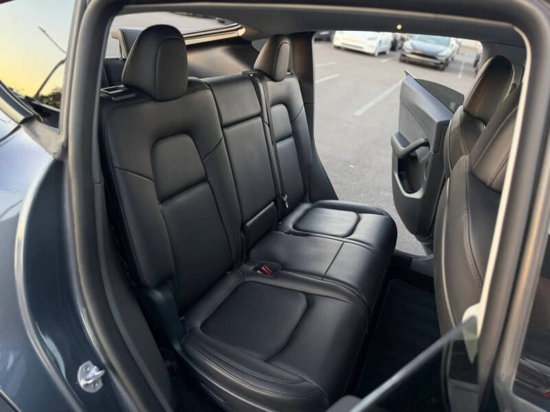 2022 Tesla Model Y Long Range