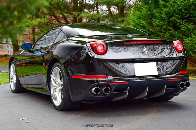 2016 Ferrari California T