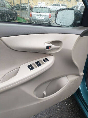 2009 Toyota Corolla LE