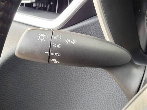 2023 Toyota Corolla Hatchback SE