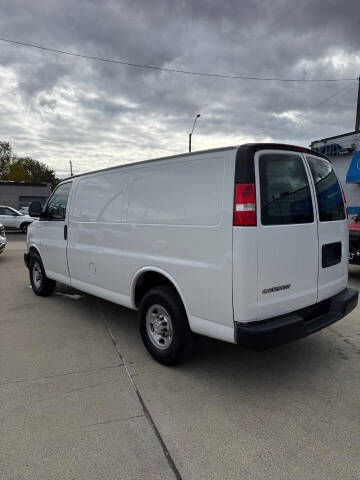 2018 Chevrolet Express 2500