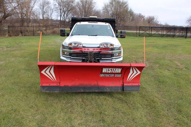 2016 Chevrolet Silverado 3500 Chassis Cab Work Truck photo 4